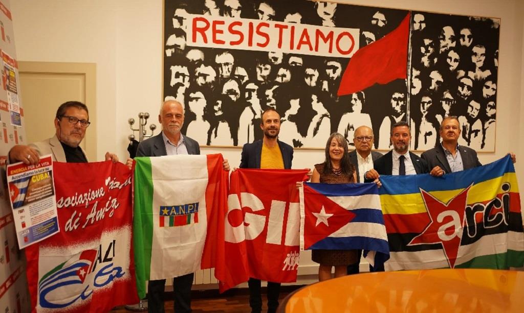 Lee más sobre el artículo Campaña en Italia en apoyo a Cuba tras el paso del huracán Melissa