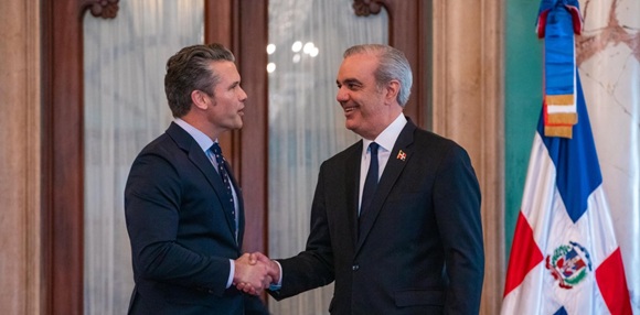 Lee más sobre el artículo República Dominicana eleva tensiones tras autorizar al Pentágono el uso de sus bases aéreas