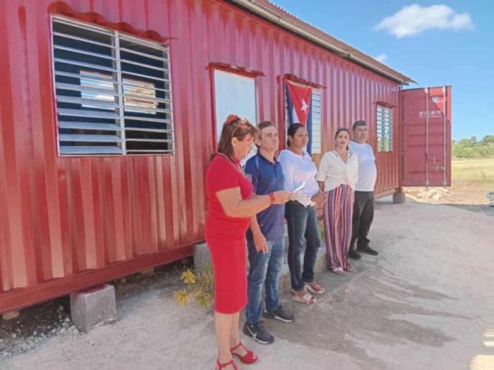 En este momento estás viendo Entregan en Granma primera vivienda del programa nacional de adaptación de contenedores marítimos