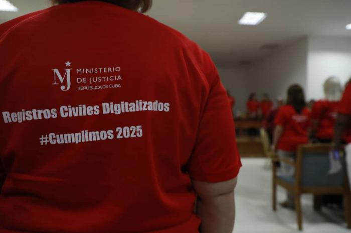 En este momento estás viendo Culmina digitalización de más de 37 millones de folios del Registro Civil