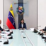 Vicepresidenta de Venezuela exige liberación inmediata de Maduro