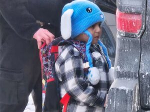 Voces en Estados Unidos piden liberación de niño detenido por ICE