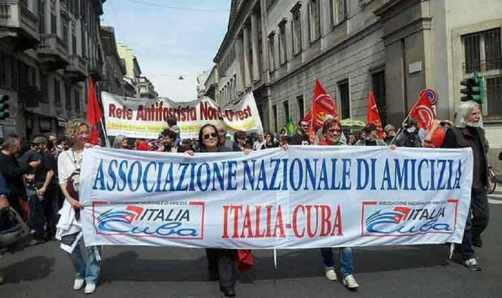 En este momento estás viendo Llaman en Italia a elevar solidaridad con Cuba ante agresión de EEUU
