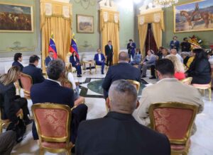 Delcy reitera llamado a construir un futuro de armonía en Venezuela