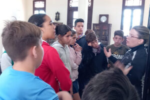 Intercambian acerca del cruce de la Trocha de Júcaro a Morón