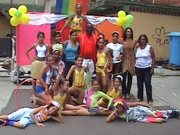 Lee más sobre el artículo Desafía adversidades el colectivo del circo Rayitos de Sol