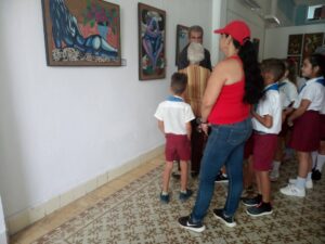 Inauguran en Morón exposición personal del artista Pedro Quiñones