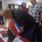 Periodistas y comunicadores suman sus firmas por la Patria