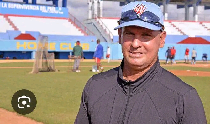 Isaac Martínez y Mario Jorge Vega entre los favoritos para dirigir a los Tigres de Ciego de Ávila