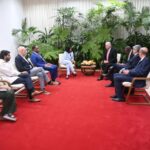 Expone Díaz-Canel a congresistas de Estados Unidos daños de bloqueo en Cuba