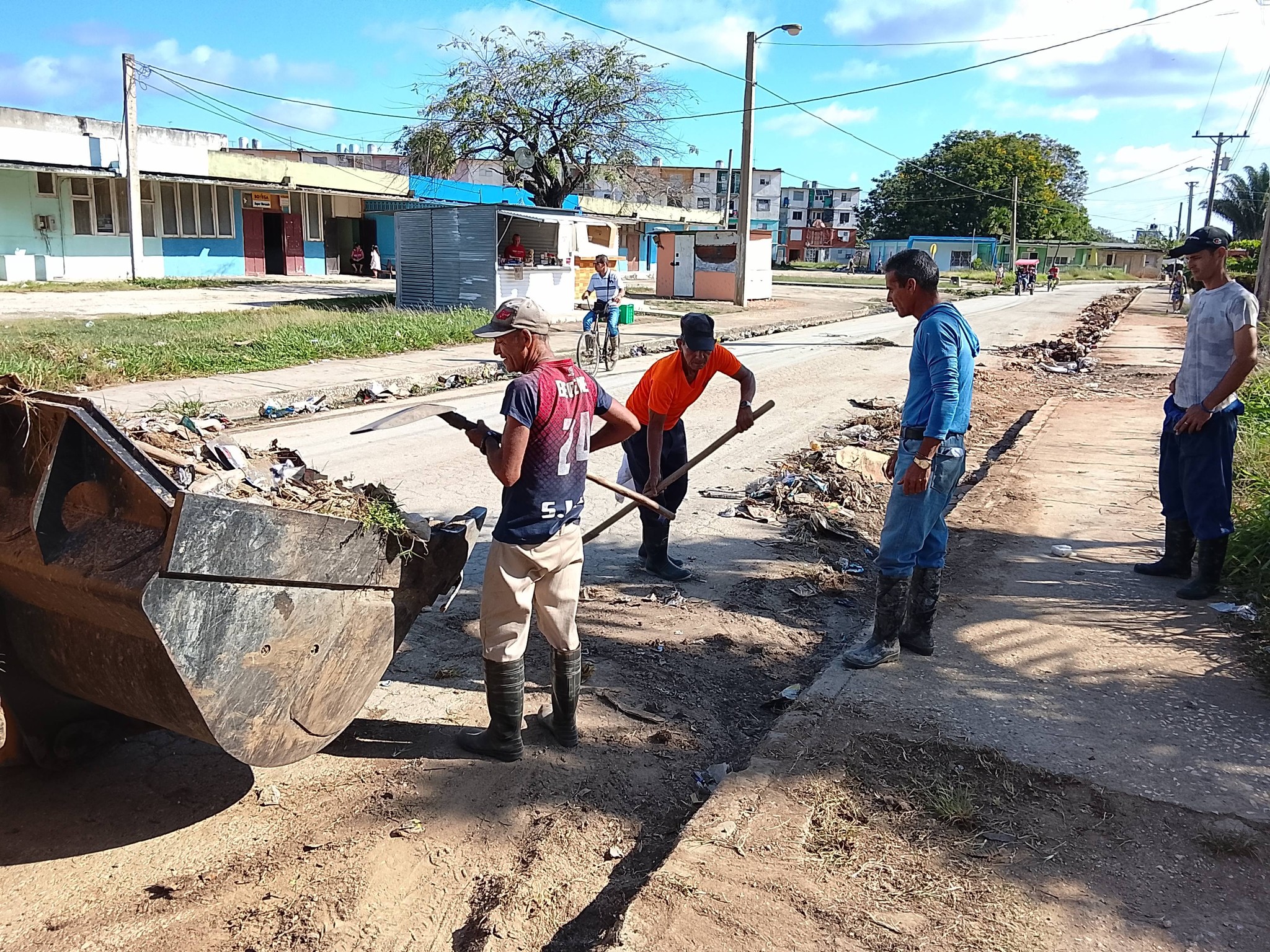 Lee más sobre el artículo Acciones de higienización y preparación militar articulan Zona de Defensa en Morón