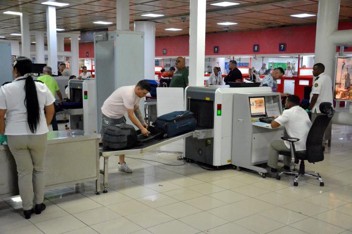 Lee más sobre el artículo Detecta Aduana intento de introducir cápsulas de cocaína ingeridas