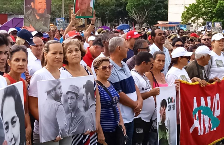 En este momento estás viendo Respalda pueblo de Ciego de Ávila a líder Raúl Castro