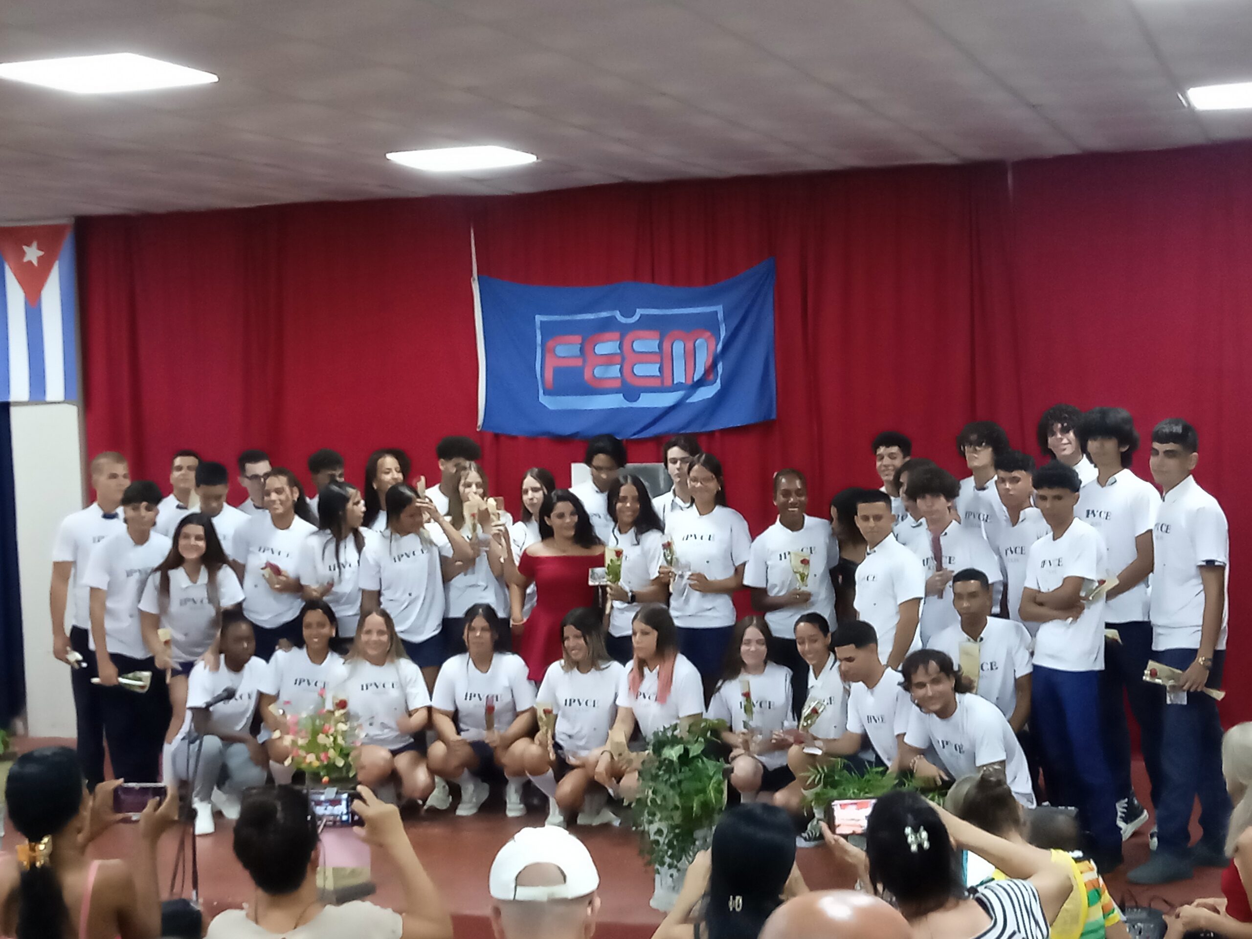 Lee más sobre el artículo Ciego de Ávila Celebrates 39th Graduation of IPVCE Cándido González