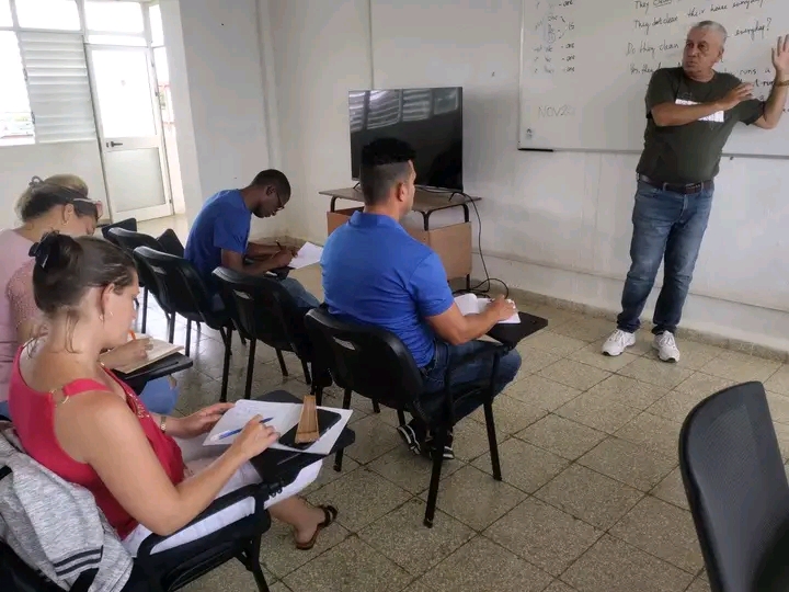 Lee más sobre el artículo Administration Diploma Strengthens English Proficiency in Avilanian Tourism Professionals