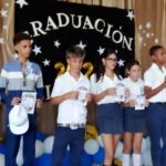 Emotiva graduación en secundaria básica de Morón: 25 jóvenes eligen las carreras pedagógicas (+Fotos) 