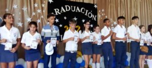 Emotiva graduación en secundaria básica de Morón: 25 jóvenes eligen las carreras pedagógicas (+Fotos) 