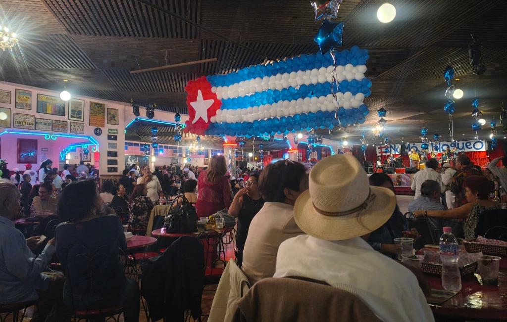 En este momento estás viendo Con Bran Baile festejan en México Día de la Rebeldía en Cuba