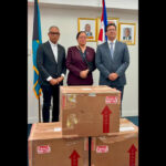 Bahamas envía a Cuba donación de medicamentos para niños con cáncer