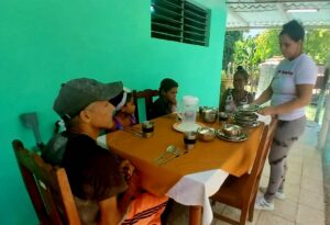 Lee más sobre el artículo Inauguran en Ciego de Ávila el primer Hogar de Alimentación Comunitaria