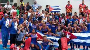 Lee más sobre el artículo El hockey avileño es de oro