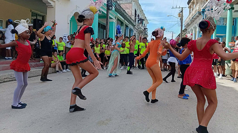 Lee más sobre el artículo Acogedora actividad cierra el verano en Morón