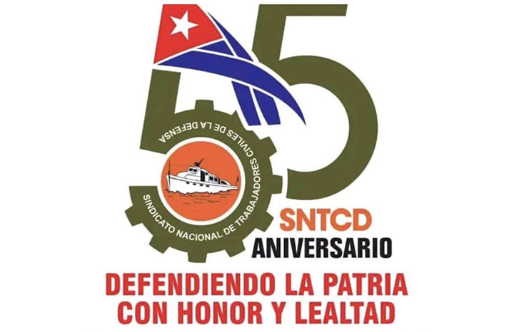 Lee más sobre el artículo Felicita Raúl a trabajadores civiles de la Defensa en su aniversario 55