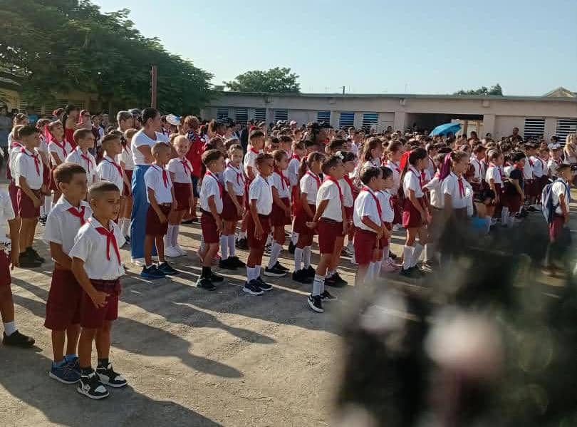 Lee más sobre el artículo Regreso a las aulas: integración y compromiso colectivo