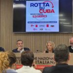 Denuncia del bloqueo estadounidense une a delegación italiana rumbo a Cuba