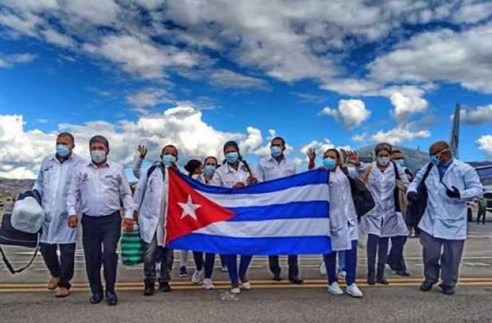 En este momento estás viendo Brigadas Henry Reeve, 21 años de solidaridad cubana hacia el mundo